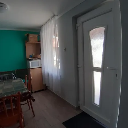 Apartament Alfa Szallashely *
