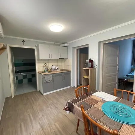 Apartament Alfa Szallashely *